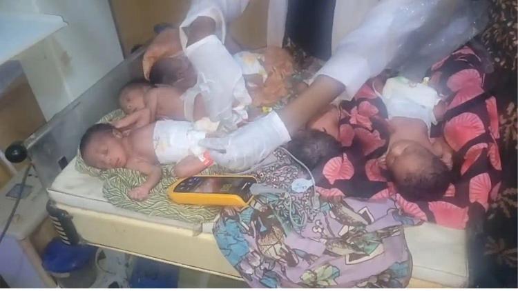 Hafsat_Yusuf_quintuplets