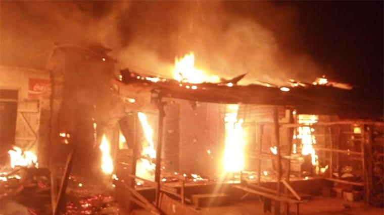 Akesan-market-fire-oyo